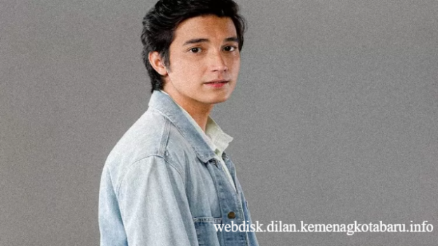 Biodata Junior Roberts, Aktor Tampan Asal Indonesia Sedang Viral